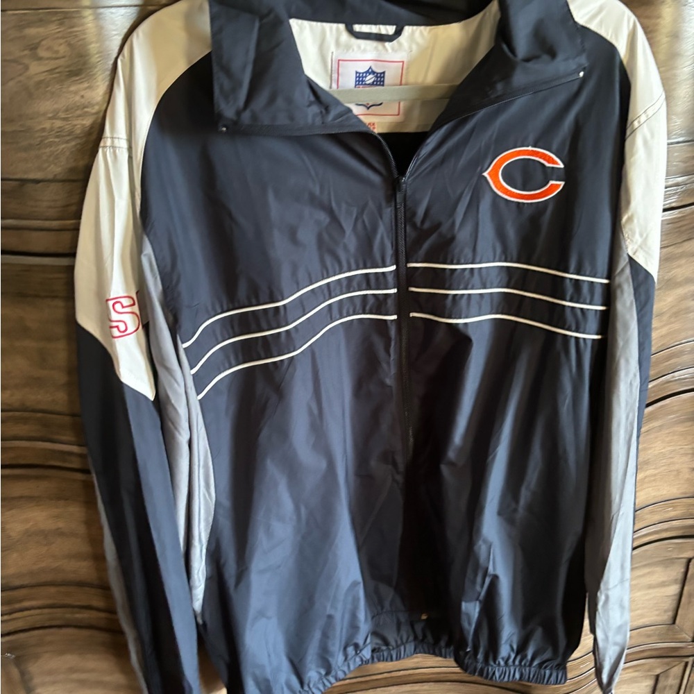 - NFL Chicago Bears Windbreaker Jacket, Light weight, size XL, C logo nwot